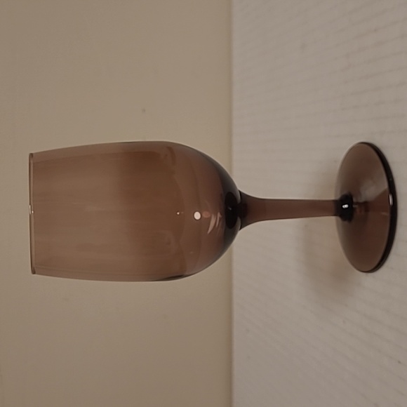 Set of 3 Vintage Amethyst Wine Glasses - Picture 4 of 16